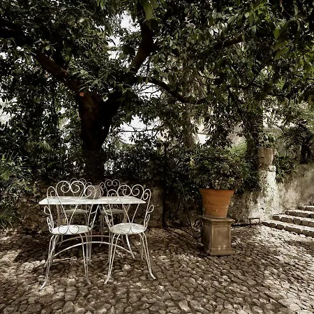 Agriturismo Castello Santa Margherita Cori Exterior foto