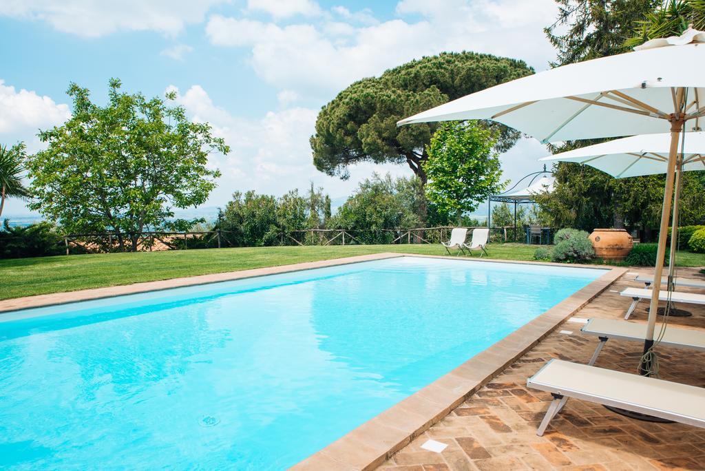 Agriturismo Castello Santa Margherita Bauernhof *